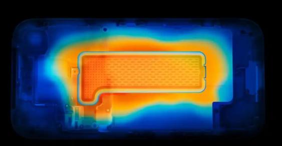 Infrared thermal image showing the cooling effect of an Apple VC vapor chamber.jpg Infrared thermal image showing the cooling effect of an Apple VC vapor chamber.jpg